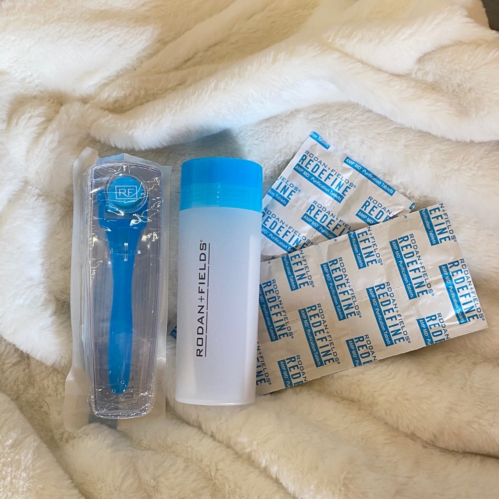 Rodan + Fields AMP roller with cleaning tables.